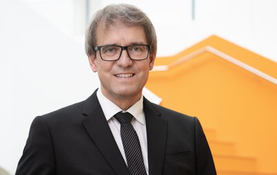 Potraitbild von Prof. Dr. Stefan Pickl